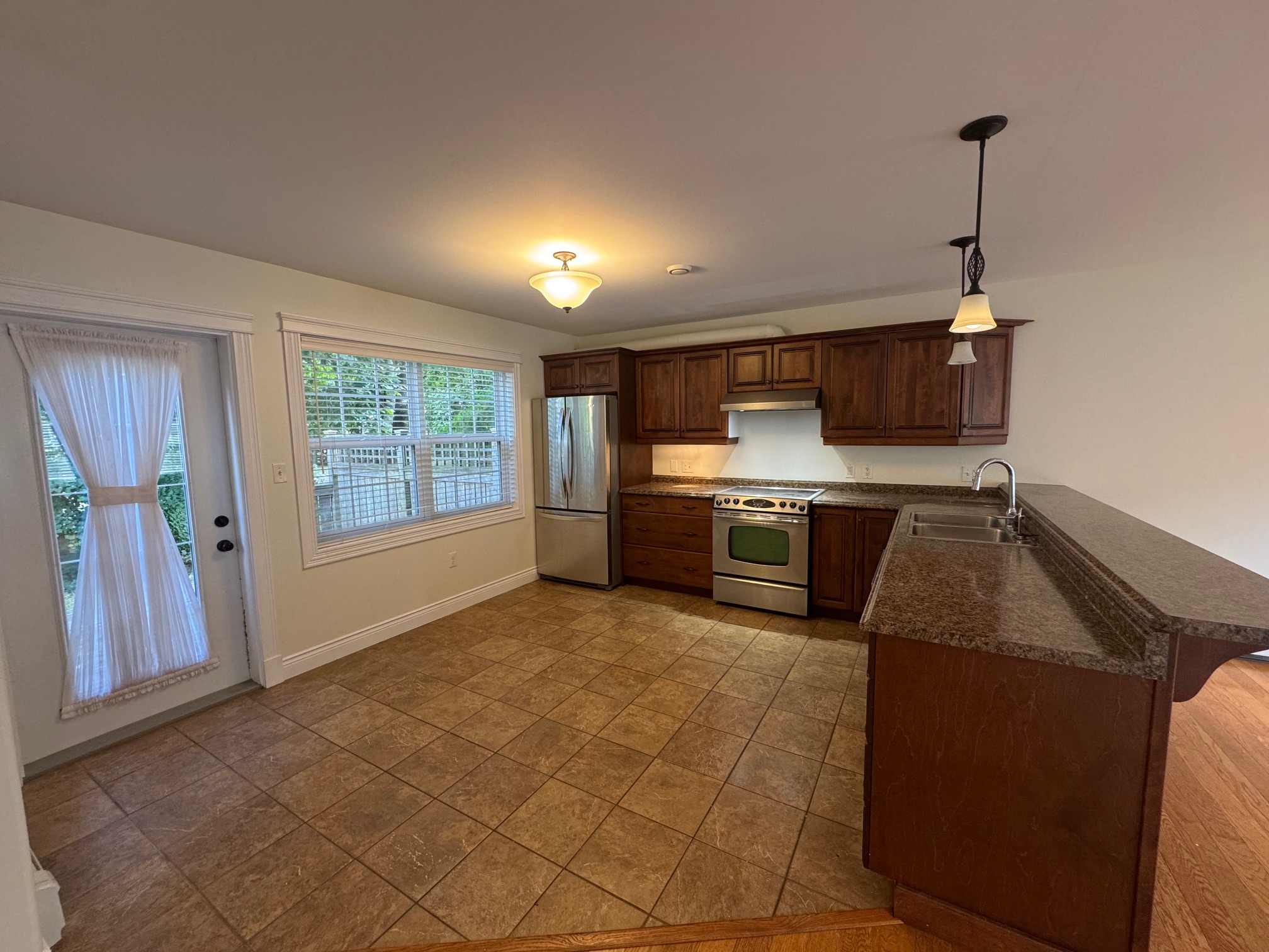 38 Hawthorne Avenue , Charlottetown, Prince Edward Island  C1A 5N - Photo 3 - RP1230021575